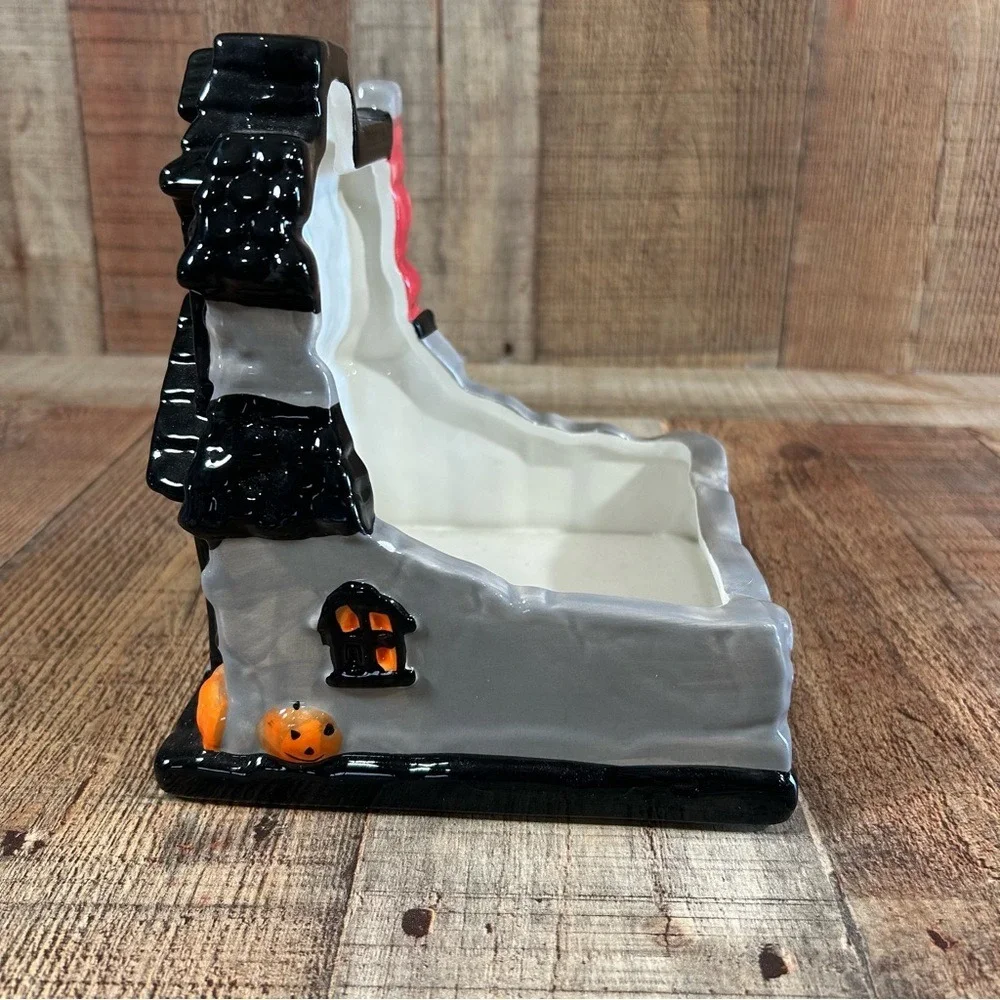 Yankee Candle Spooky House Halloween Ceramic Candle Topper Holder Pedestal